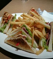 神戸 空港 ランチ